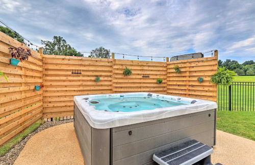 Charles Town Home with Private Pool and Hot Tub - Foto 38