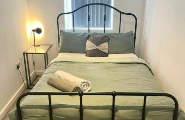 Cosy 2 Bed Apartment - Free Parking -Birmingham City Centre - Foto 16