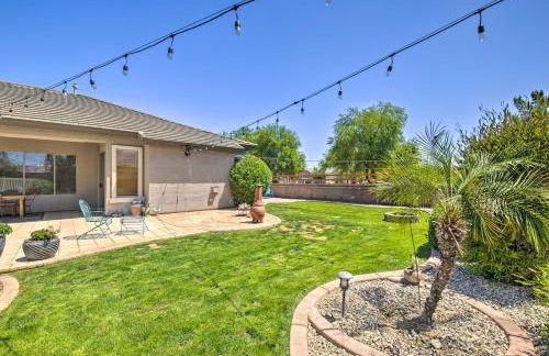 Pool Table, Yard and Grill Luxe Queen Creek Escape - Foto 35