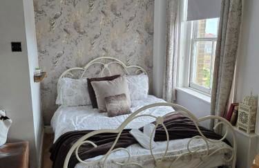 Havisham Studio Flat Rochester ME1 1XZ - Photo 8