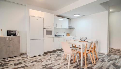 Aroma D’Valencia Apartment - Photo 2, stove, toaster