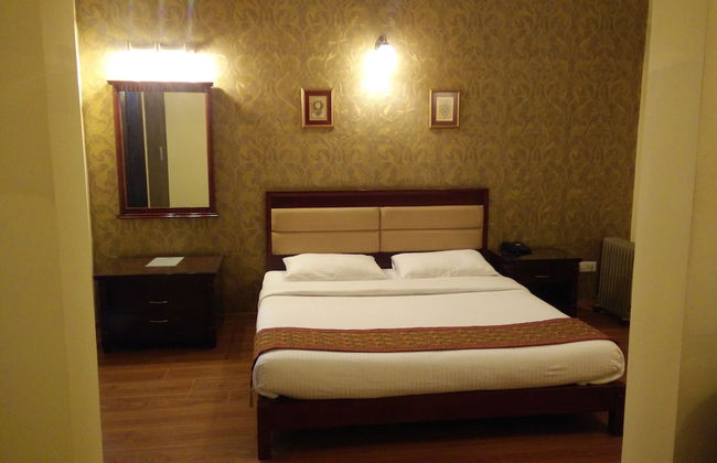 Enkay Residency V Block-Cyber City - Foto 8