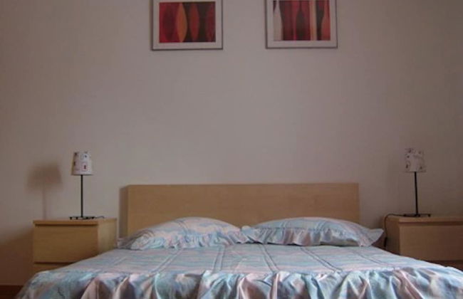 Recent Villa, Located in a Quiet Residential Area, 2km From the Center - Foto 3