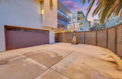 New! Luxury 5BR, W/Arcade, Sauna, Views, Fire Pit! - Foto 36