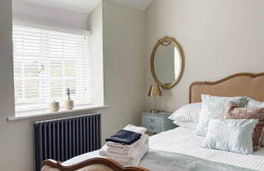 PRIMROSE COTTAGE, Sleeps 5, Stylish Cottage, Central, Close to Beach, shops and restaurants - Foto 38