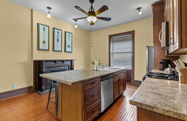 The Marquis Manor | JZ Vacation Rentals - Photo 10