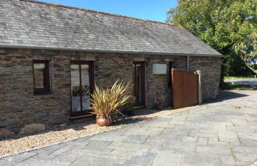 Re-imagined Stone Barns in the Country Near the Coast - Foto 17