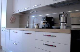 Purple Flower Suite Apartment - Foto 16