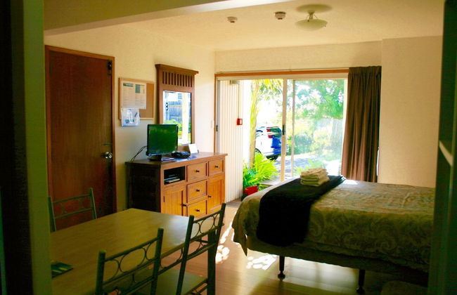 Sea Vista Apartments - Photo 14