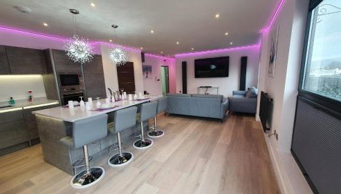 Central Penthouse with Hot Tub & Views 24 Cheltenham - Foto 2