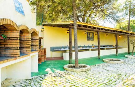 Exceptional Villa with Pool, Tennis Court, Games Room - Foto 46