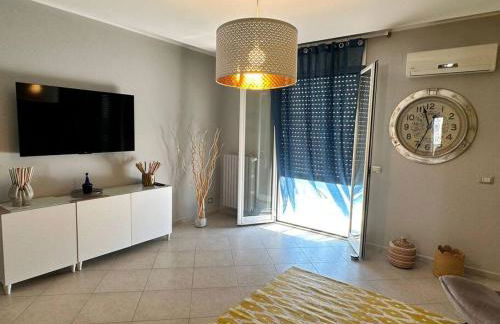 Faro Sul Mare Luxury Apartment - Zona Fiera - Foto 5