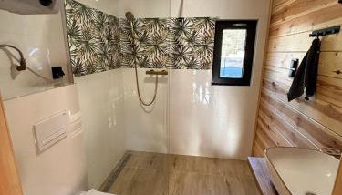 Zalasek - Foto 5, Shower