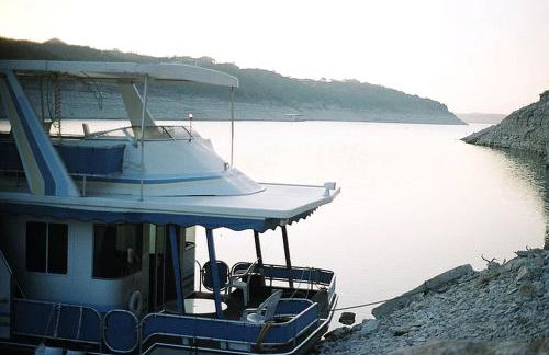 Luxury Houseboat for Cruise-Style Getaway on Lake Travis near Austin, Texas - Foto 5