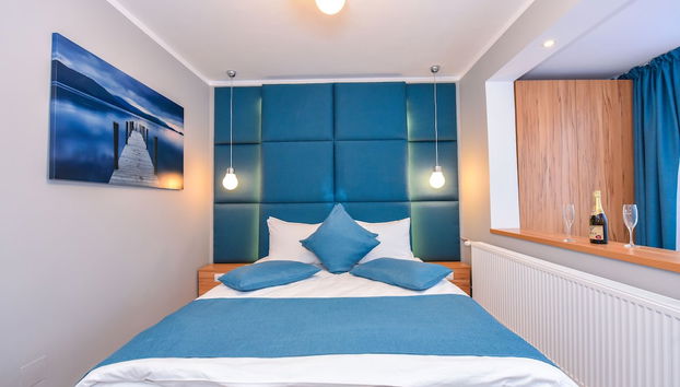 Primo - One Bedroom Apartment - Next to Cismigiu Park and Victoria Avenue - Foto 4, Habitación