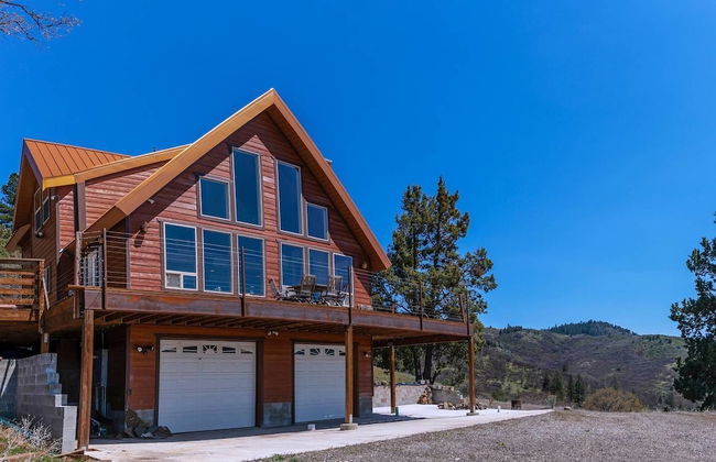 Sunset Chalet - 2600 Sq.ft. Multi-seasonal Retreat - Foto 1