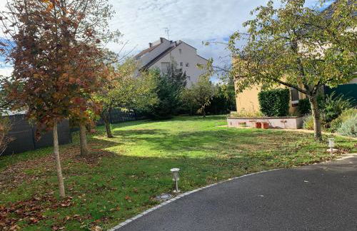 Le repos des escargots - Appartement 3 étoiles - label Qualidog - 1 à 6 personnes avec jardin ombragé et aménagé - Photo 38