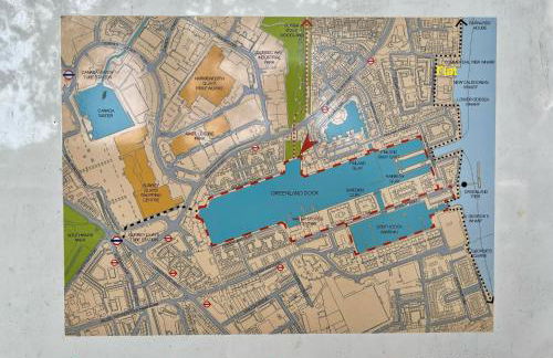 Riverside 1BR with Easy Transport 20min to City Centre - Photo 28