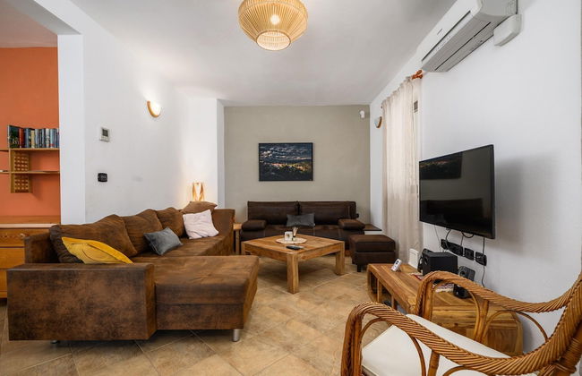 Lovely Villa Near the Beach - Foto 11