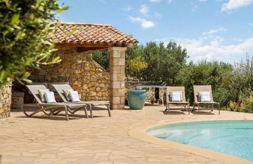 Villa La Genestière - Familienoase und Golfertraum mit Infinity-Pool und 180-Grad-Panoramablick bis zum Meer - Foto 53