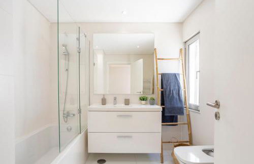 Stylish 3-Bedroom Villa Haven with a Private Pool - Foto 41