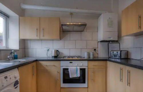 Vibrant Artist Hideaway by Centre Parking - Foto 2