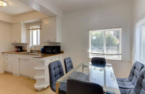 2 Bedroom Mid-Wilshire Charmer close to Downtown - Foto 3