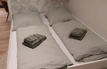 Cozy Luhe Cottage - Photo 17