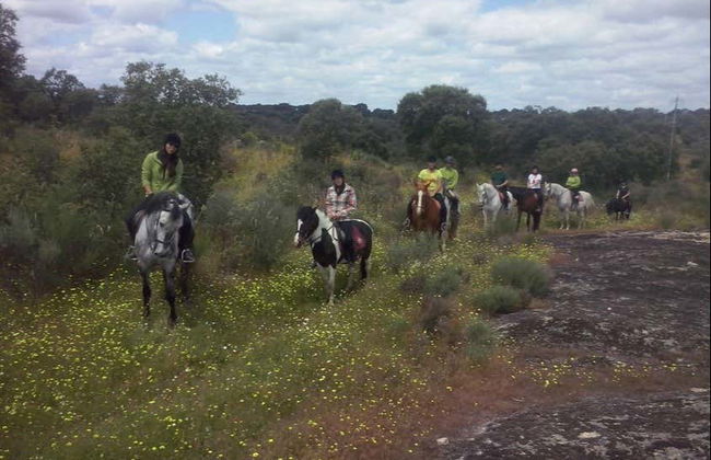 Paseo a caballo por el campo de Cáceres - Foto 4