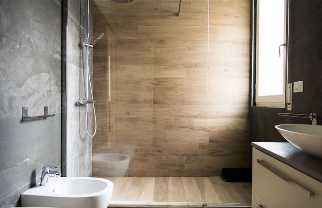 2 Bedrooms Flat with Parking near Metro Stop - Foto 29