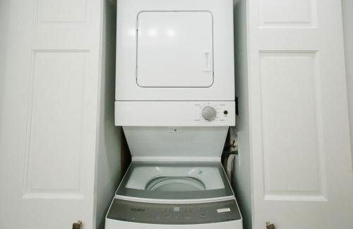 Lynwood Collection on Forsyth 12B by Lucky Savannah - Foto 25