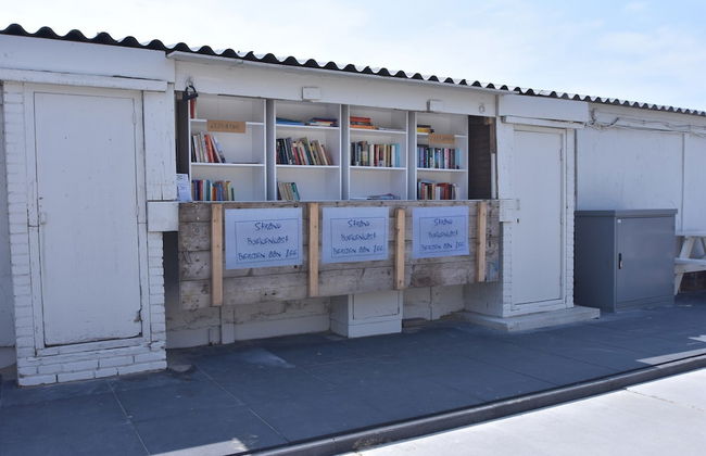 Spacious Coastal Getaway Bergen - Photo 24