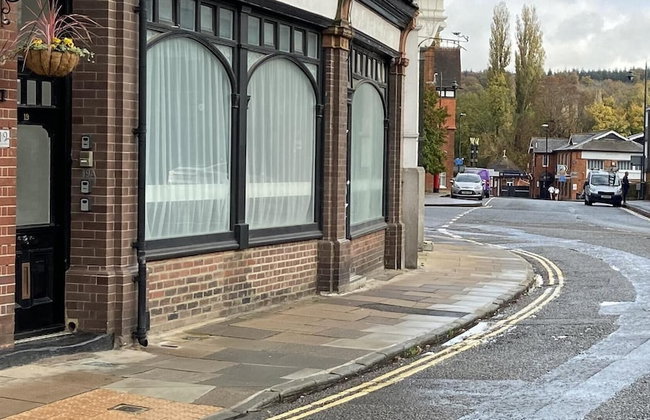 Deluxe Three Bed BnB in Henley-on-Thames near Station River & Town Centre - Foto 18