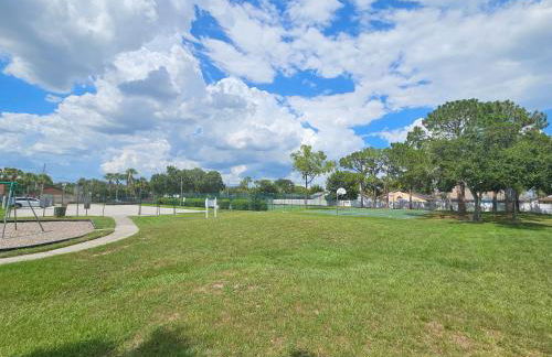 Magical Getaway- Cozy Home Minutes from Disney, Restaurants & Outlets! - Foto 44