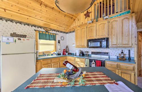 Hurley Lakefront Hideaway with Fire Pit and Dock! - Foto 8