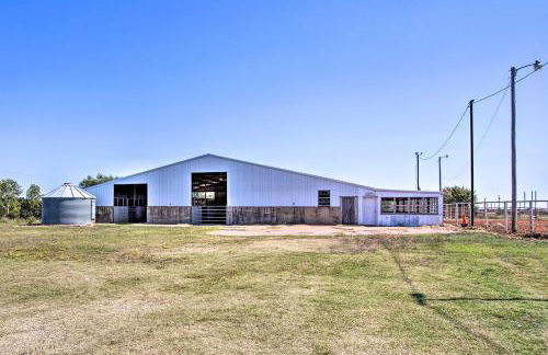 Pet-Friendly Efficiency Cottage with Pool! - Foto 29