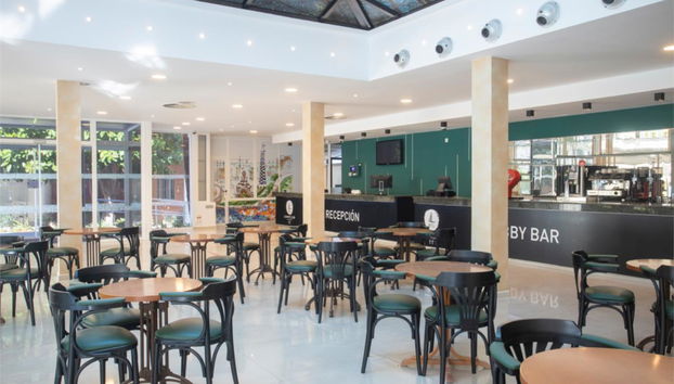 Apartamentos Bcl Levante Lux - Foto 5