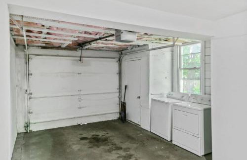 Apt with heated garage Libertyville Near Naval Base - Foto 11