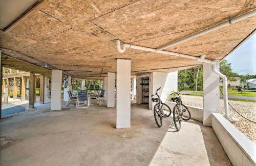 Remodeled Retreat on Homosassa River Canal! - Foto 27