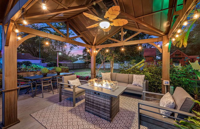 Luxe Largo Retreat: Pool, Games, Basketball & More - Foto 42