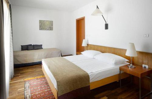 Private luxury Villa AZZURRO on Solta for up to 10 persons, free parking, very close to beach! FREE Kajak & Mountainbikes, GREAT living area & privacy! - Foto 28