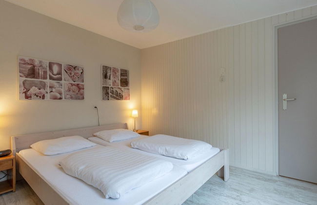 Holiday Home With a Spacious Garden - Foto 9