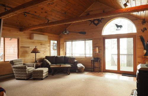 Vermilion Lakeside Cabin with Sauna, 2 Docks, AC - Photo 6