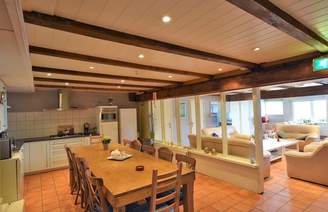 Quaint Farmhouse near River in Oosterwijk - Foto 11