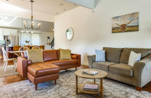 Infinity Edge Pool and Fire Pit Spicewood Getaway! - Foto 5