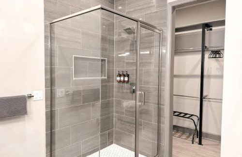 The Nichols Getaway - Fort Worth - SameDay Booking - Photo 21