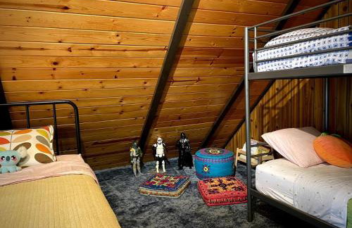 Groovy Cabin in the Woods - Foto 26