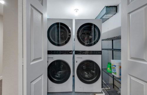 Mid Summer Night's Dream w Hot Tub Theater Game Room - Foto 34