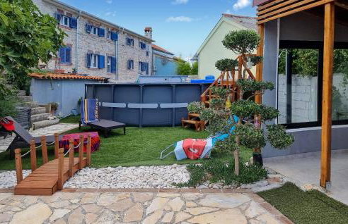 2 Bedroom Cozy Apartment In Vodnjan - Foto 2