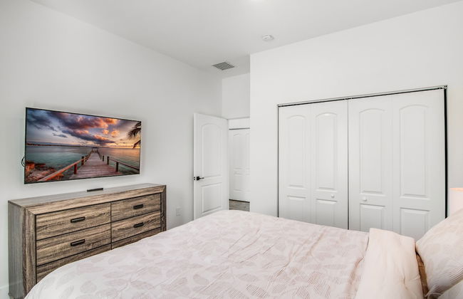 6BR Sleeps 15 Pool BBQ Firepit Games Stables More! - Foto 5